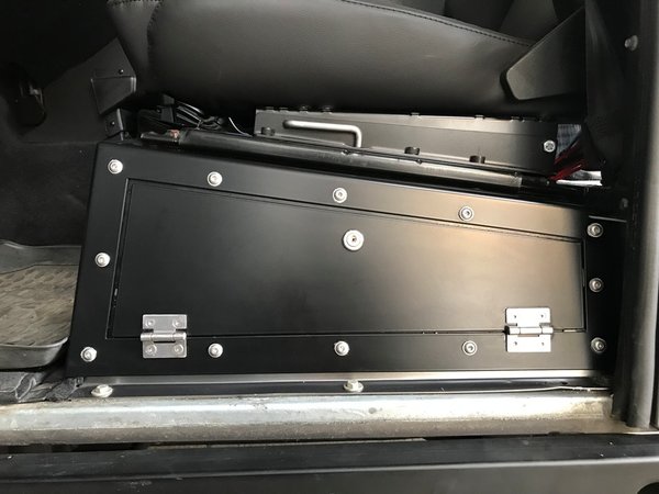 Sitzkasten-Elektrobox Land Rover Defender